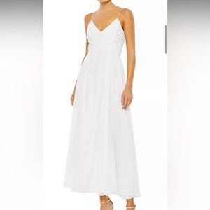 White midi Mac Duggal dress. Never worn. Still with tags. Size small.
